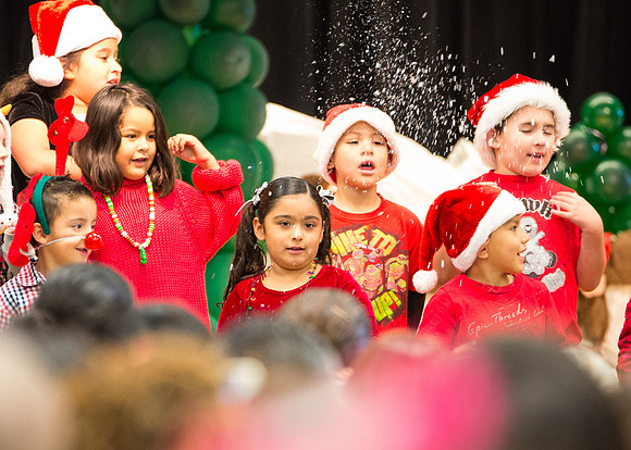 KidschristmasProgramKEW-26