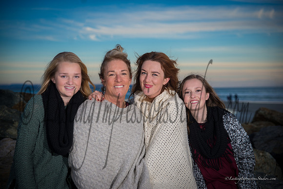 LIS_Allie_Esquer_Family-13