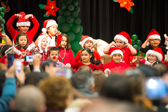 KidschristmasProgramKEW-12