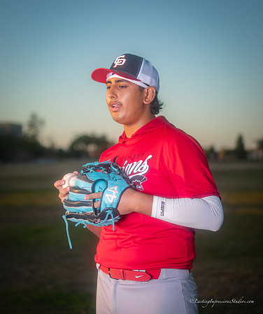 LIS-AlexanderBBall_Portraits_24-1