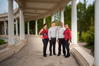 LIS-M_S_Byron_Family-8