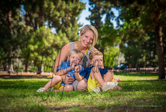 LIS_Barton_Family-19