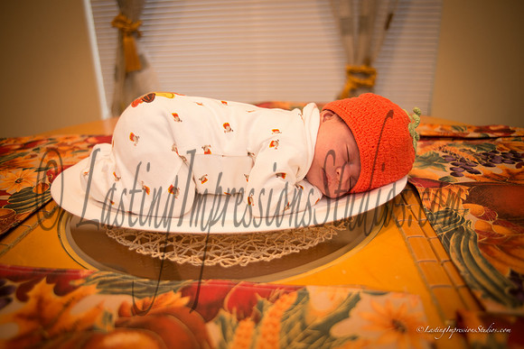 LastingImpressionsStudios_Anthony_1st Thanksgiving-12