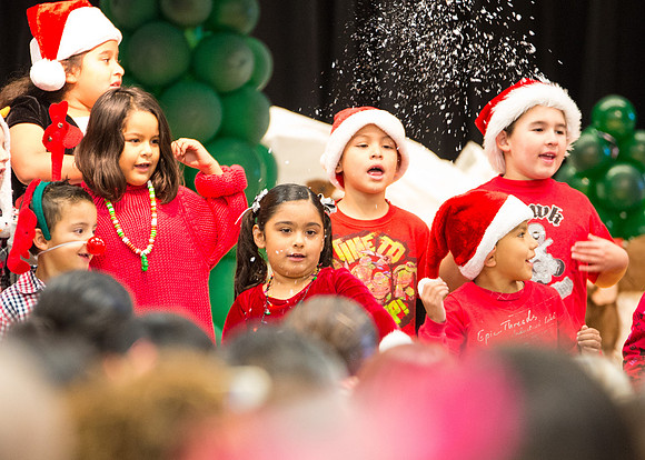 KidschristmasProgramKEW-25