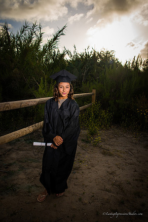 LIS_Alexia_6thGrade_Grad_2016-7
