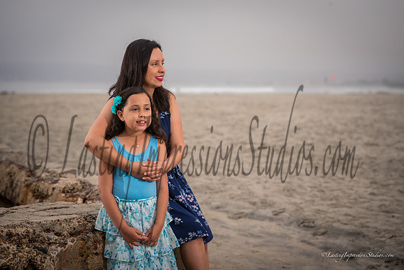 LIs_A_Guerrero_Family-72