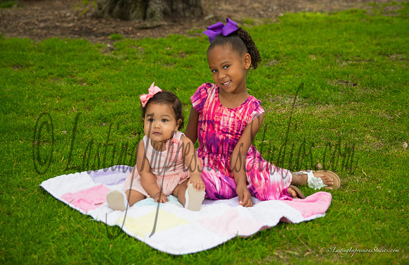 LIS_Erica_Rios_Family-1