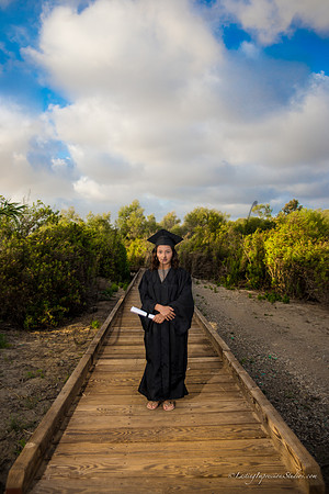 LIS_Alexia_6thGrade_Grad_2016-16