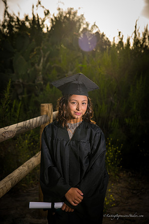 LIS_Alexia_6thGrade_Grad_2016-9