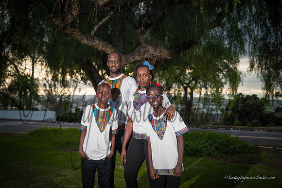 LIS_Muco_Family-11