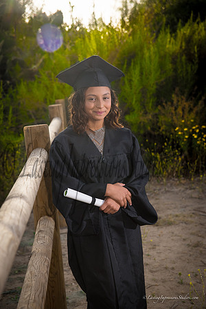 LIS_Alexia_6thGrade_Grad_2016-15