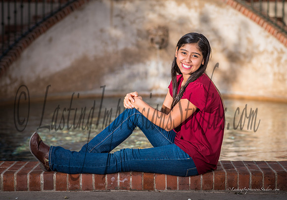 LIS_Estrada_Family_Dec-168
