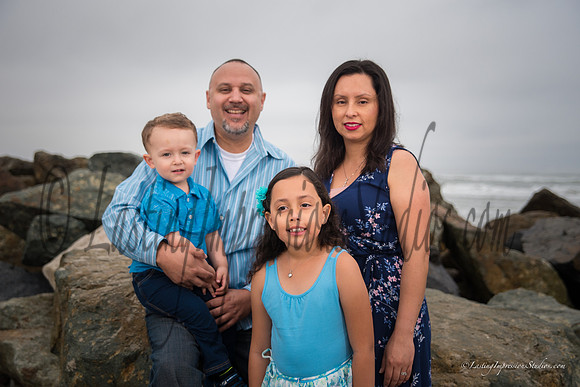 LIs_A_Guerrero_Family-6